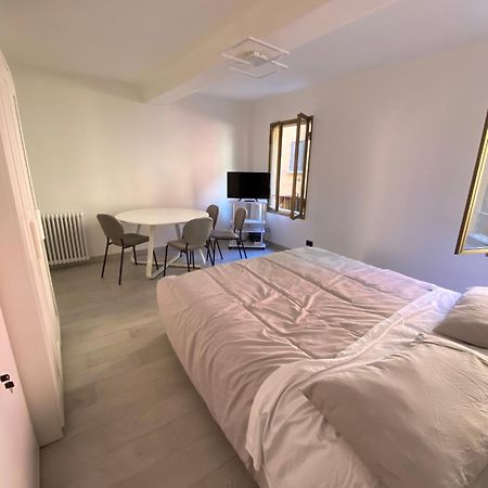 Rizzoli Mpc 3 Appartamento Bologna Exteriör bild